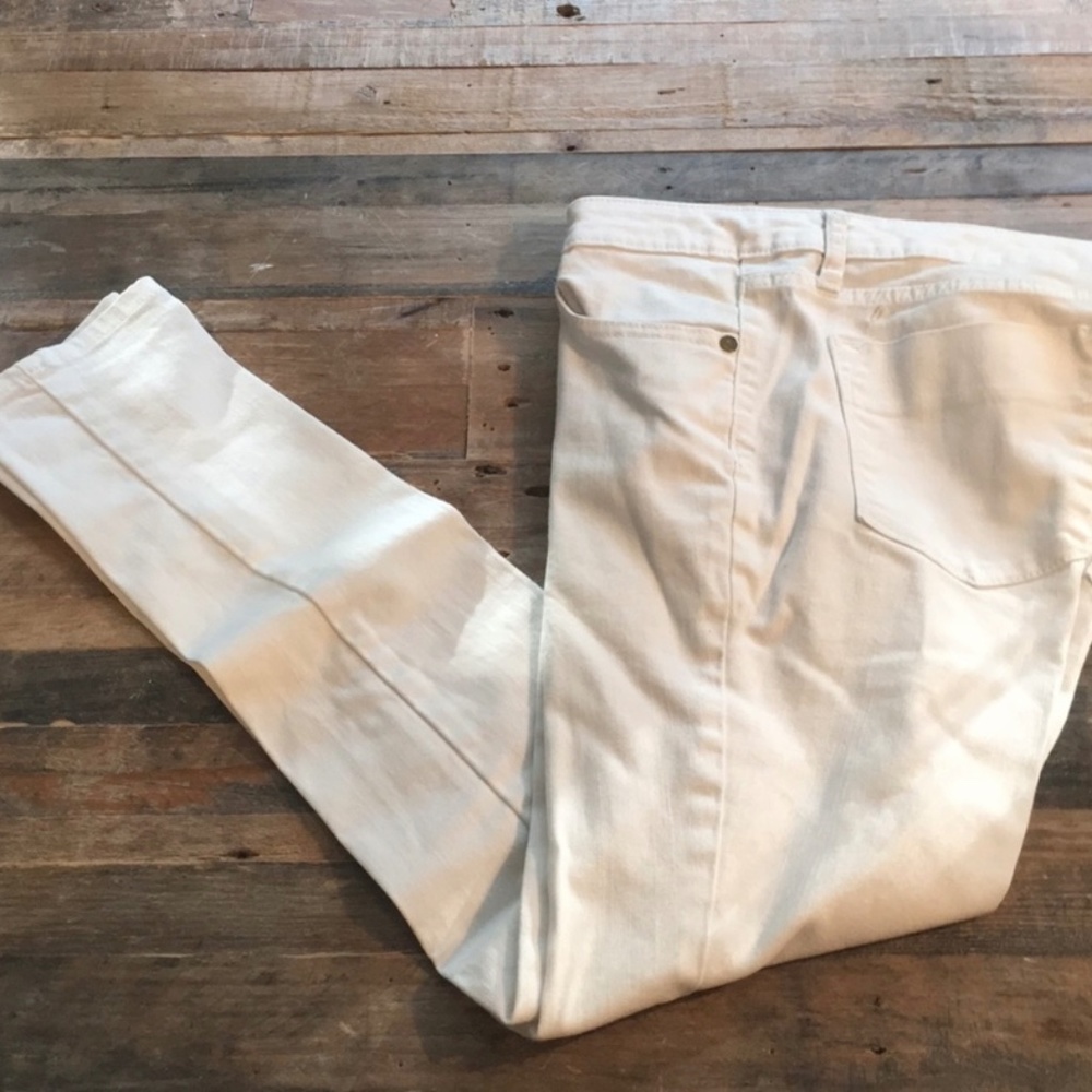 Mossimo white skinny jeans